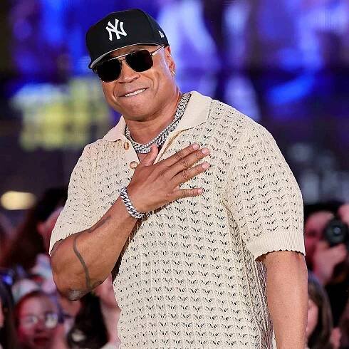 LL Cool J Superfan Times Square New York 08 09 23