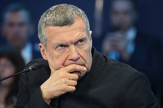Ruský televizní moderátor Vladimir Solovjov v Petrohradě (6. června 2024)