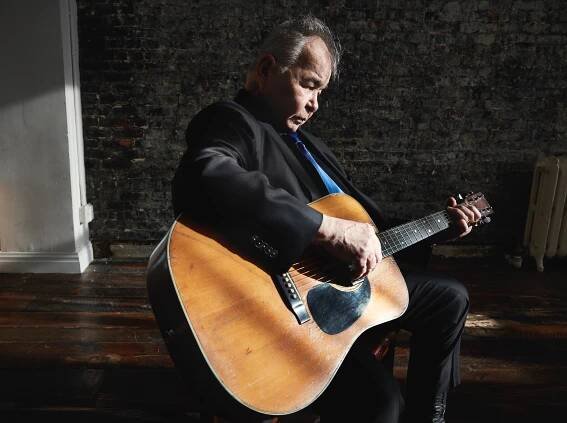 Guitar Lesson: Exploring John Prine’s Simple but Distinctive Acoustic Approach