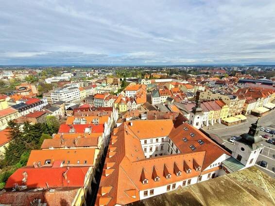 Hradec Králové zavádí nová pravidla pro investory: Krok k férovému rozvoji a prosperitě města