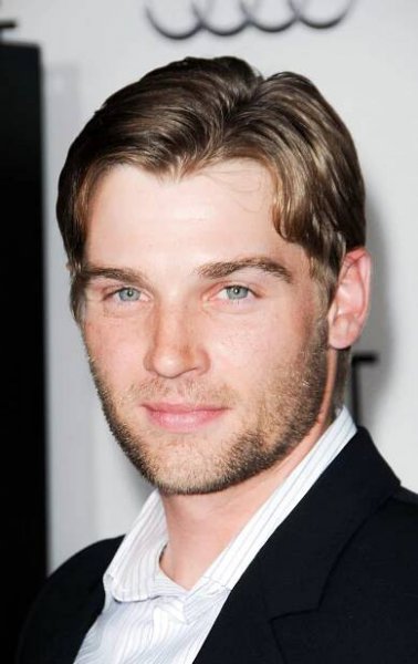 Mike Vogel's Natural Part with Medium Fringe