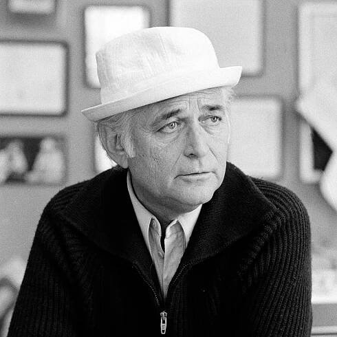 Norman Lear, Whose Comedies Changed the Face of TV, Is Dead at 101
