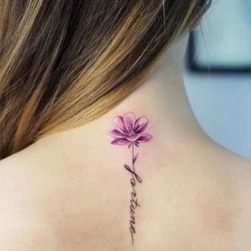 Malá tetování (79 fotografií): náčrtky minitetování, nápady na barevná malá krásná tetování, další miniatury s významem