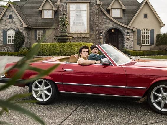 Myko Olivier, Nico Tortorella - Menendez: Blood Brothers - Z filmu