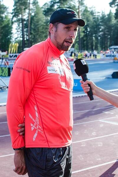 Soubor:Antti Ruuskanen-20140720-Lapinlahti-SavoGames RMJ6084.jpg – Wikipedie