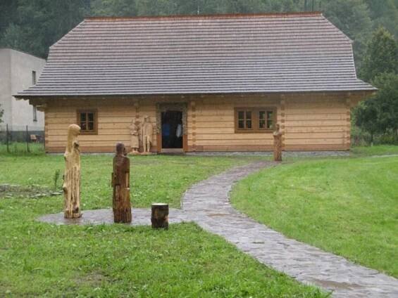 Turistické cíle - Oficiální stránky obce Dolní Lomná