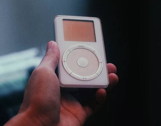 The Apple iPod: Pocket Music Before That Phone article Photo Gallery - TechSpot
