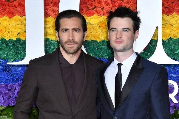 Jake Gyllenhaal and Tom Sturridge