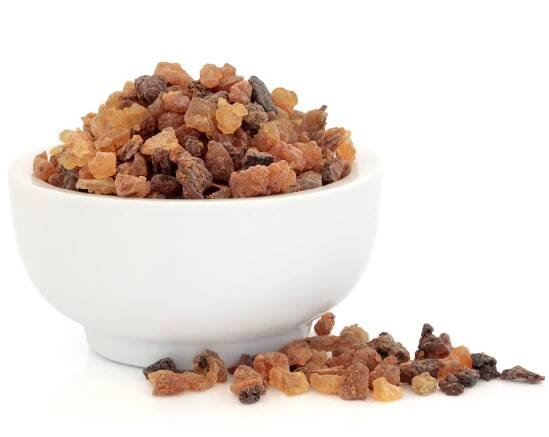 ▷ 19 Amazing Uses of Myrrh Essential Oil