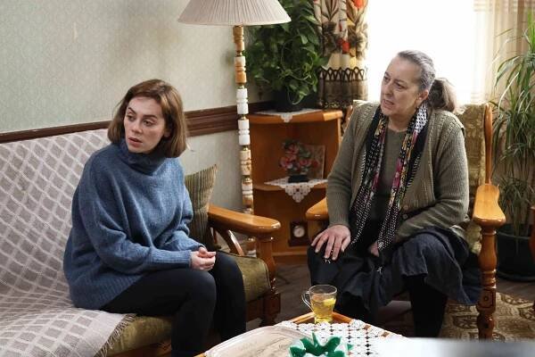 Demet Evgar, Meltem Keskin - Alev Alev - Episode 12 - Z filmu