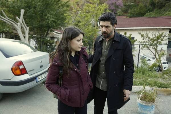 Bizim Hikaye - Episode 31 - Z filmu - Hazal Kaya