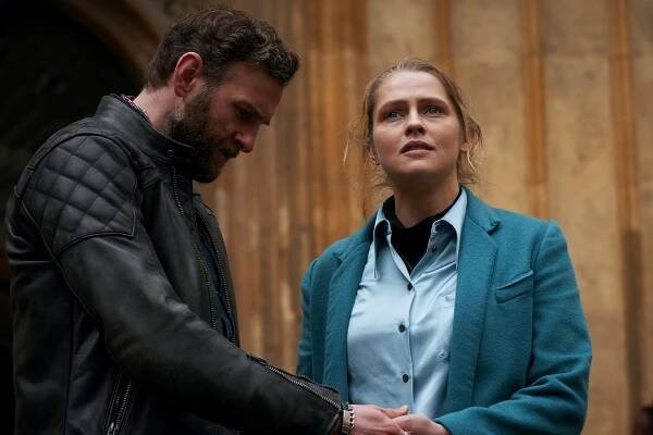 Čas čarodějnic - Epizoda 6 - Z filmu - Steven Cree, Teresa Palmer