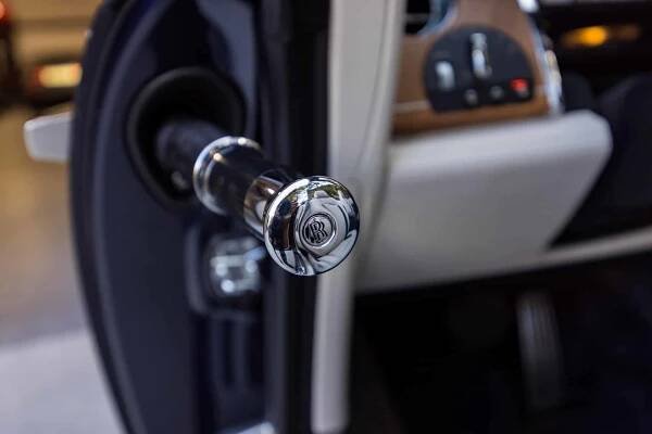 SCA666D58JU107672 2018 Rolls-Royce Dawn - Merlin Auto Group
