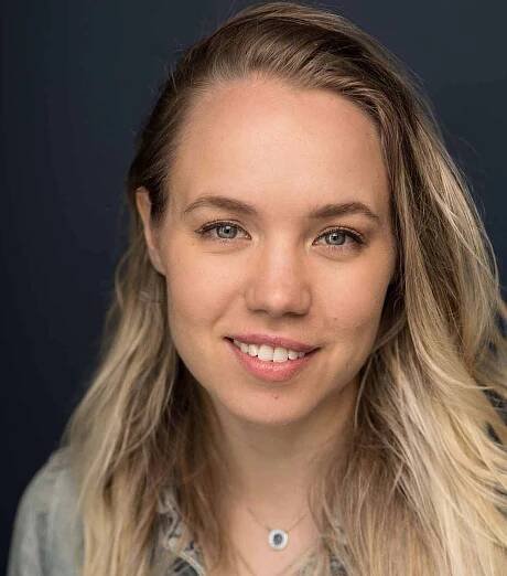 Acting New - Aurora Nossen - Director - Actress