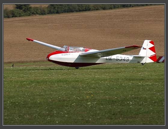 Bergfalke III (OE-5349), letiště Brno-Medlánky