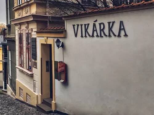 Vinárna Vikárka