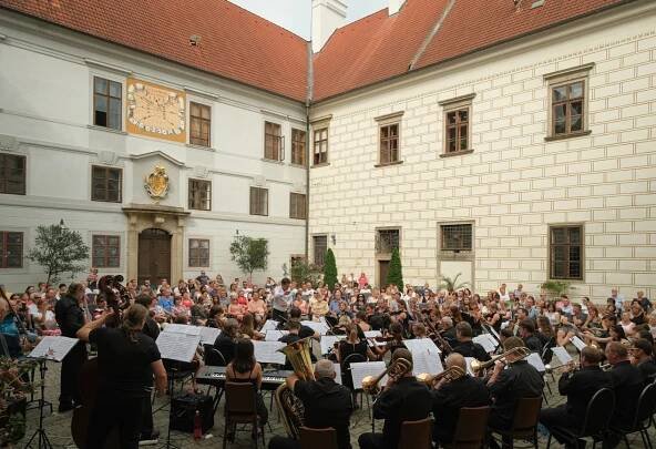 Bolech zve na filmové melodie na Táborská setkání 2019