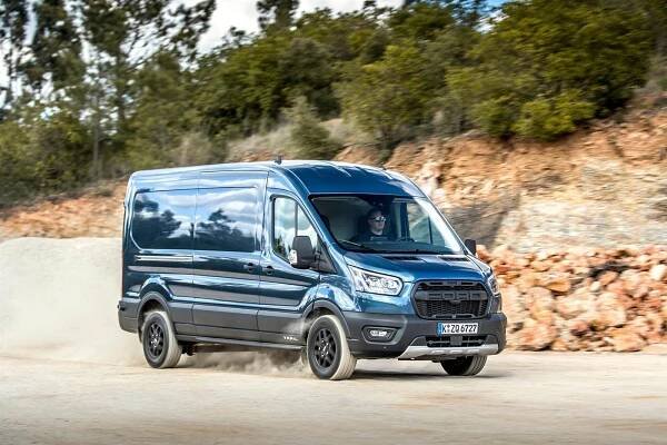 Ford Transit a Tourneo dostali odolné varianty – Autozine