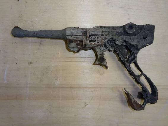 Německá pistole Luger P.08 Parabellum - „Parabella“. - Vojenské sběratelské předměty