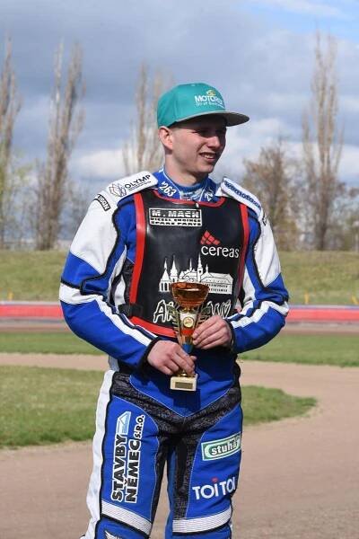 MČR: Neporazitelný Václav Milík ve Slaném - Speedway News