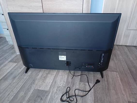 Sharp TV 102 cm - nejde obraz, pouze zvuk /na díly, opravu/ | Aukro
