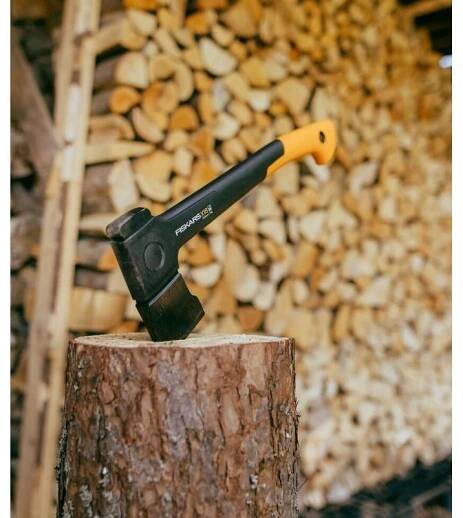 Fiskars X-series X24 (M) Univerzální sekera 1069104