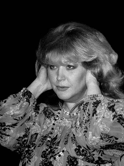 Alla Pugacheva - Wikipedia