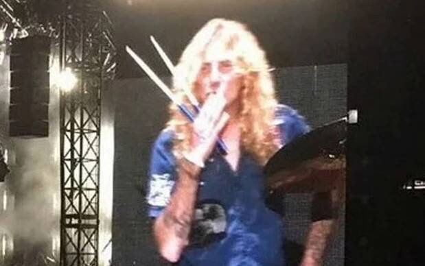 Steven Adler reunites with Guns N' Roses in Cincinnati