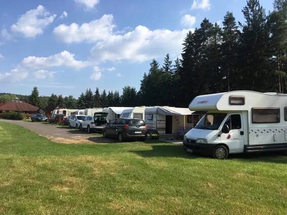 AUTOKEMP KRASKOV - Seč - část Kraskov , Pardubický kraj | Pronájmy.cz
