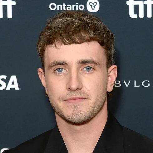 Paul Mescal wows fans with fluent Irish interview on Baftas red carpet