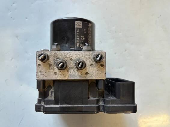 ABS Škoda Octavia Yeti 1K0907379AD 1K0614517BD 1K0 907 379 AD 1K0 614 517 BD