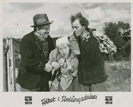 Folket i Simlångsdalen - Fotosky - Josua Bengtson, Naima Wifstrand, Nils Hallberg