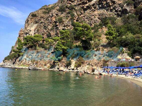 beach-negombo-thermal-park-ischia