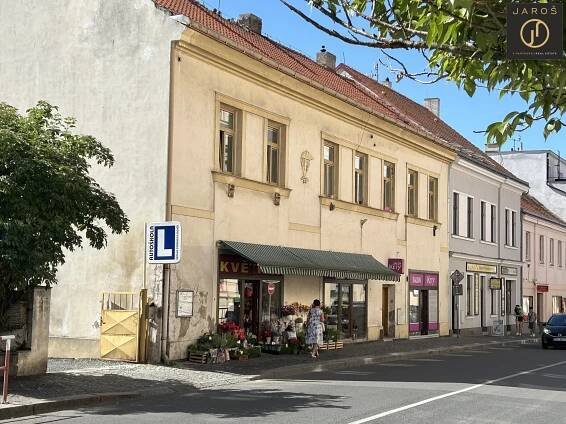 Prodej obchodu 633 m2, Slaný - Reality Kladno