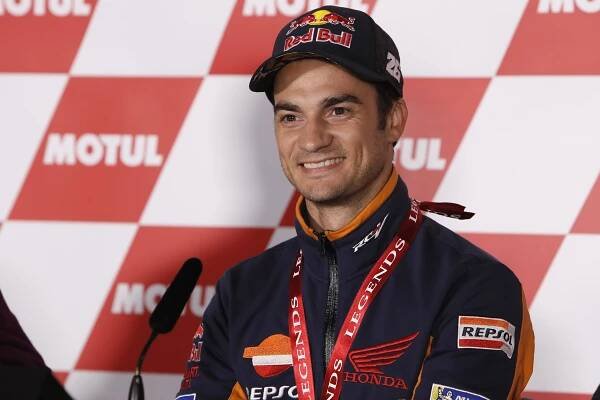 Soubor:Dani Pedrosa 2018 Valencia 5.jpg