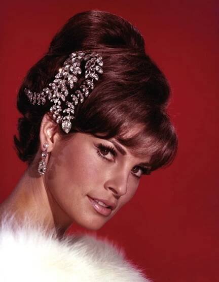 Raquel Welch | Raquel welch, Raquel welch 1960s, Raquel