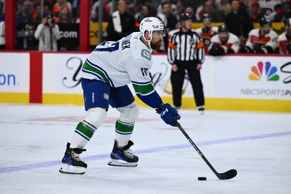 NHL: Vancouver Canucks at Philadelphia Flyers