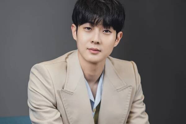14-mind-blowing-facts-about-choi-woo-shik