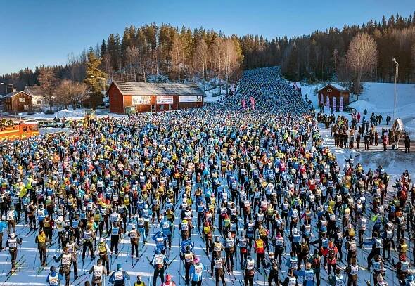 Vasův běh: 90 km, borůvková polévka a v cíli „kranskulla“