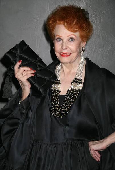 FOTO: Matka Lorenza Lamase, Arlene Dahl. – stránka 37