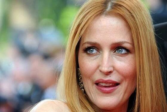 Fotogalerie: Gillian Andersonová a její partner Mark Griffiths