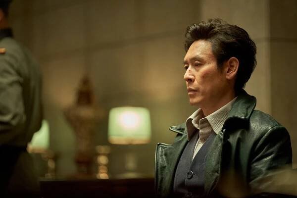 Kjong-gu Sol - Phantom - Z filmu