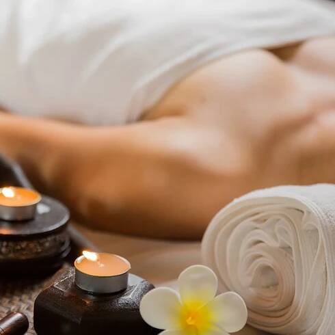 90–120min. relaxační rituál: peeling, maska a masáž