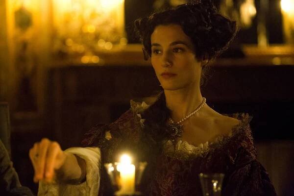 Versailles - Zrcadlo pro prince (S01E03) (2015) | Tvůrci | ČSFD.cz