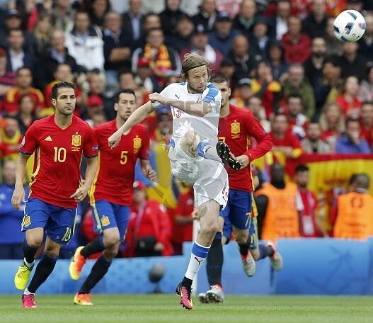 EURO 2016: Španělsko - Česká republika 1:0 | Reprezentace | FOTBAL.CZ
