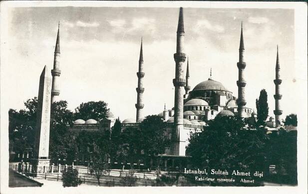 27A4917 Istanbul - mešita sultána Ahmeda (modrá mešita) | Aukro