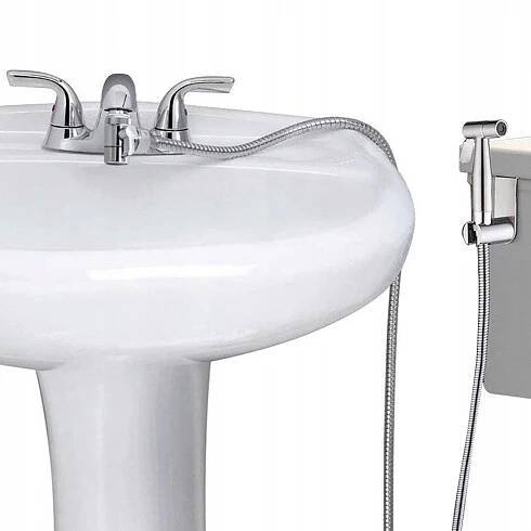 RUČNÍ SADA BIDETOVÝCH POSTŘIKOVAČŮ PRO BIDET Obsah sady sprchová hlavice sprchový držák sprchová hadice
