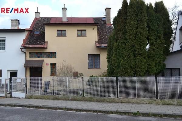 Prodej rodinného domu Dvůr Králové nad Labem | RE/MAX Prestige
