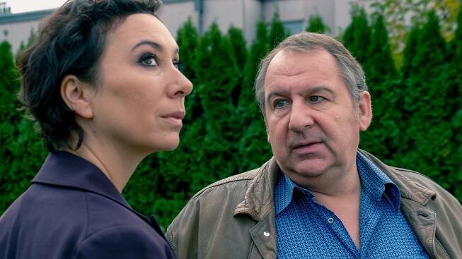 Schnell ermittelt - Oleg Dinisowitsch - Z filmu - Ursula Strauss, Wolf Bachofner
