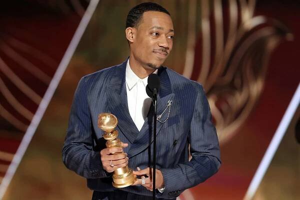 Tyler James Williams Thanks 'Abbott Elementary' Costars After Golden Globes Win: 'Honor to Work with You'